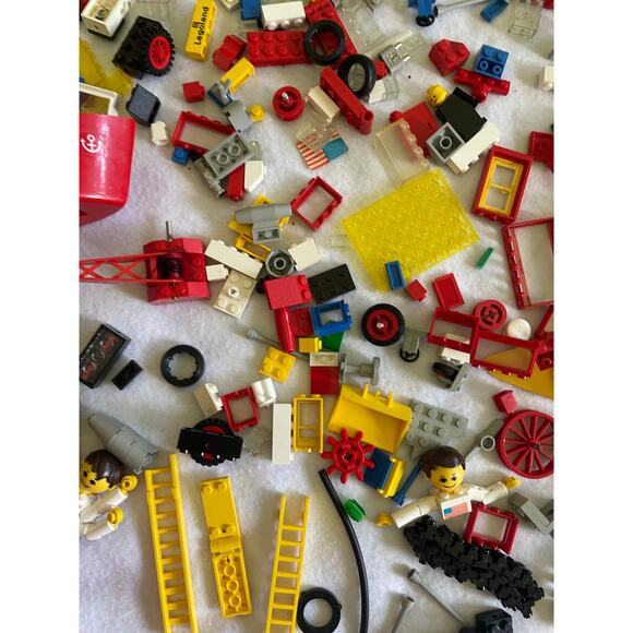 Lot of Legos Original Structors Ship Wheels Boat Lego Characters - Picture 14 of 16